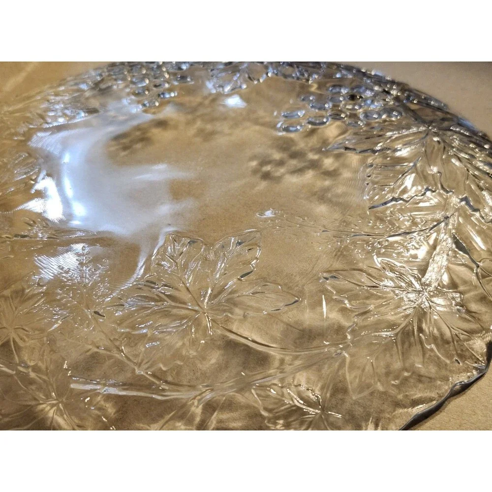 Mallory Cristal D'Arques Durand Dinner Plate Grape & Leaves Design 10 1/2 inch